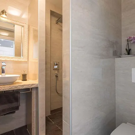 Anela 43259 Villa