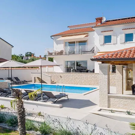 Anela 43259 Villa Poreč