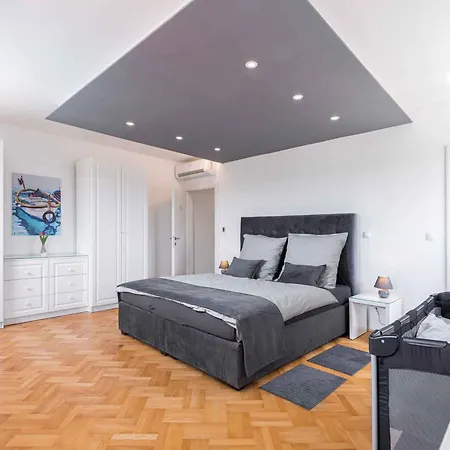 וילה Anela 43259